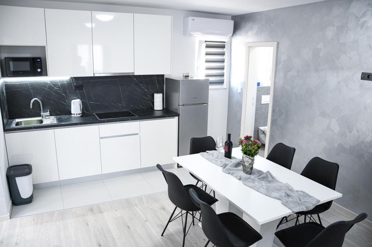 Apartment Light 스토브레츠 외부 사진